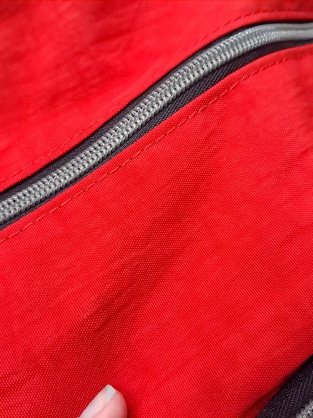Biaggi Rolling Red Spinner Carry-On Duffle bag luggage foldable Microfold Zipsak